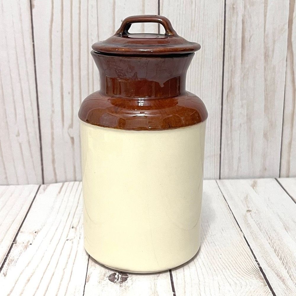 Vintage MCM McCoy USA #251 Woman Churning Butter  Brown & Beige Canister w/Lid - Picture 3 of 12